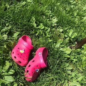 ✨ Hot pink crocs!! ✨